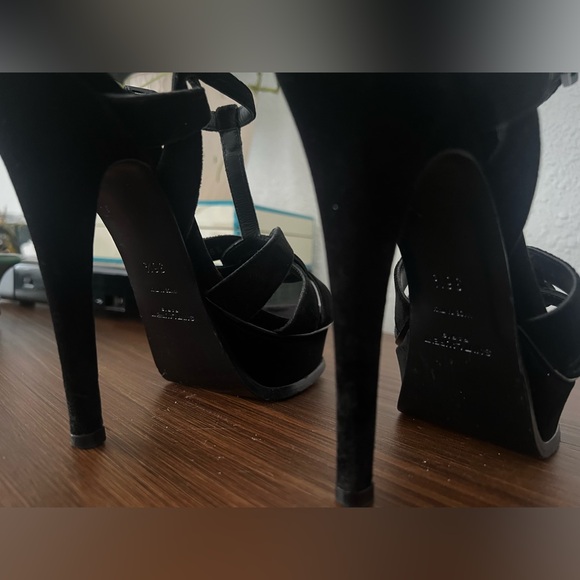 YSL SAINT LAURENT BLACK VELVET 105 TRIBUTE PLATFORM SANDALS SIZE 37.5/7.5 - Picture 10 of 16